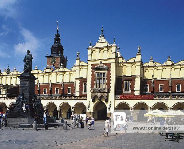 Touristen am Markt Square  Main Market Square  Krakow  Polen