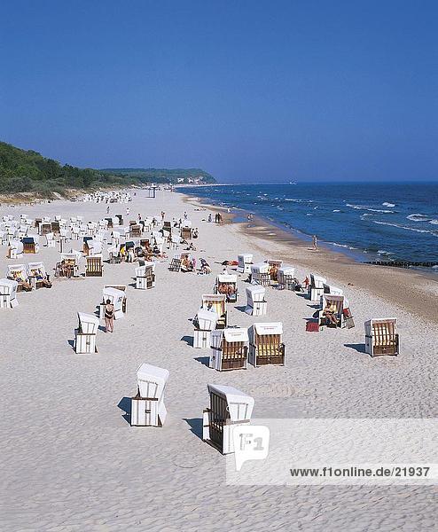 Cane Stühle am Strand  Heringsdorf  Usedom  Deutschland
