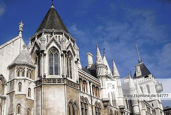 Untersicht des Gebäudes  Royal Courts Of Justice  London  England
