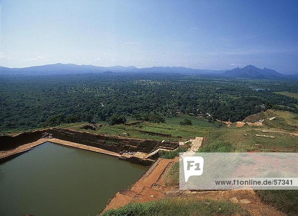 hoch oben Ansicht Flachwinkelansicht Winkel Teich Sigiriya Sri Lanka