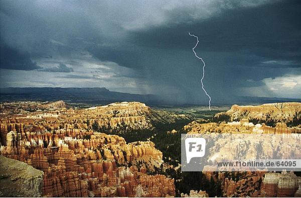 Lightning Strikes auf Landschaft  Bryce Canyon National Park  Utah  USA