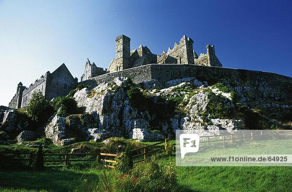 Untersicht des Schlosses  Rock of Cashel  County Tipperary  Irland
