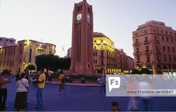 Tourist um Bell Tower in Beirut-Stadt