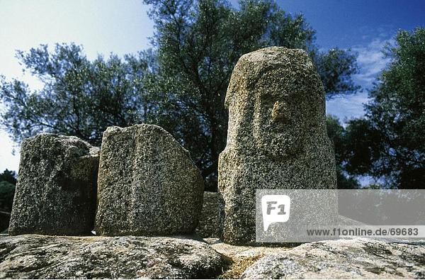 Alte Stein-Strukturen am archäologischen Standort  Filitosa  Corse-du-Sud  Korsika  Frankreich