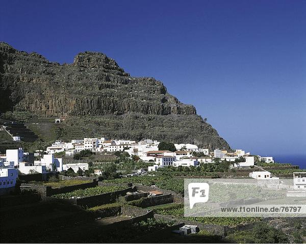 10647387  Agulo  Dorf  Stein  Klippe  Kanarische Inseln  Inseln  Küste  La Gomera  Landschaft  Spanien  Europa  Terrassen