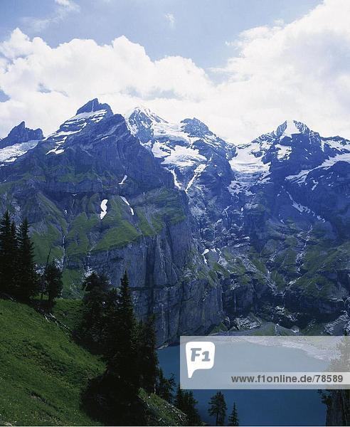 Landschaftlich schön landschaftlich reizvoll Berg See Meer Alpen Berner Oberland Kanton Bern
