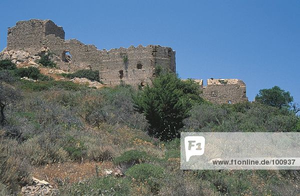 Alte Ruinen der Burg  Kamiros Skala  Rhodes  Dodecanese Inseln  Griechenland