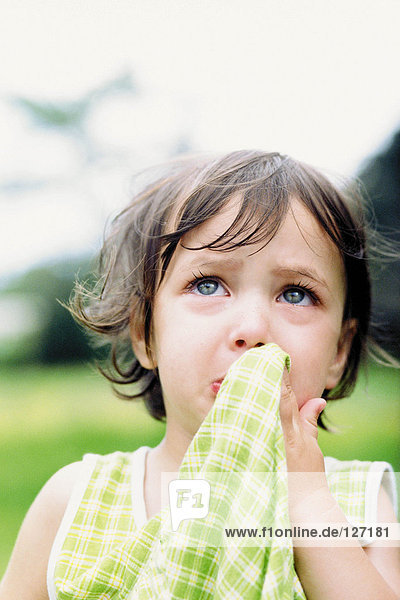 Porträt eines weinenden Mädchens
