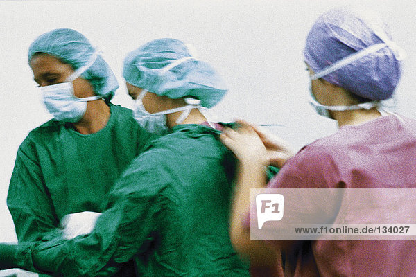 Chirurgenverband für die Operation