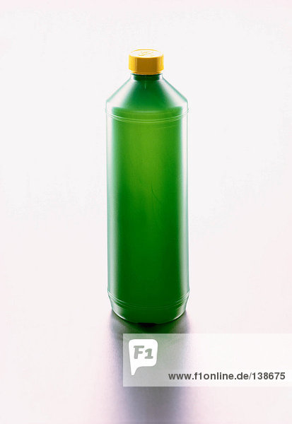 Grüne Kunststoffflasche