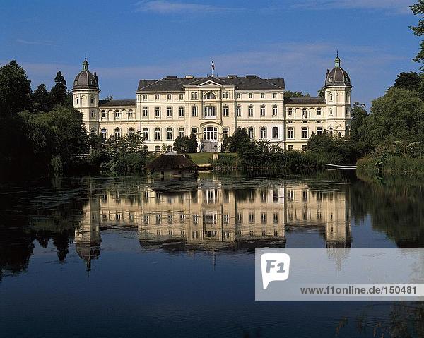 Reflection of castle in pond  Schleswig-Hollstein  Germany