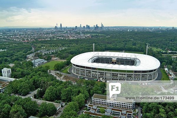 Luftbild des Stadions in Stadt  Frankfurt am Main  Hessen  Deutschland