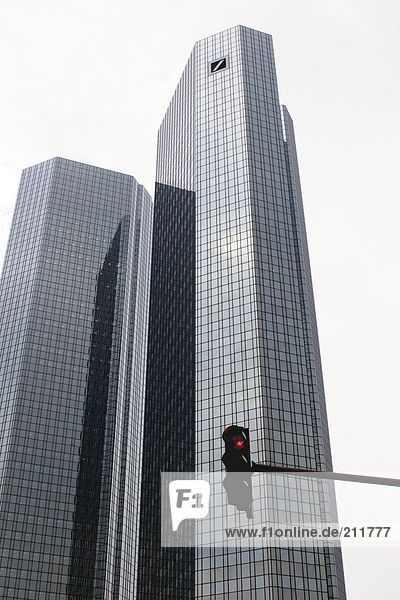 Untersicht Türme  Deutsche Bank Twin Towers  Frankfurt am Main  Hessen  Deutschland