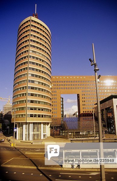 Rotterdam  Wilhelminaplein  Moderne Architektur  Niederlande