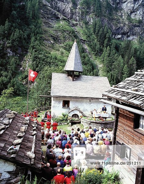 10077547  außerhalb  Calfeisental  Christentum  Dienstleistung  Berge  Alpen  Alps  Kapelle  Kirchfest  Musik  Predigt  Religion  S