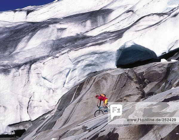 Berg  radfahren  Fahrrad  Rad  Vitalität  Fahrradfahrer  Abreise  Schweiz