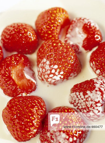 Erdbeeren mit Sahne.