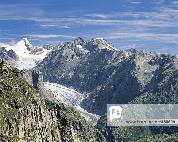 Landschaftlich schön landschaftlich reizvoll Europa Berg Alpen Schweiz Kanton Wallis
