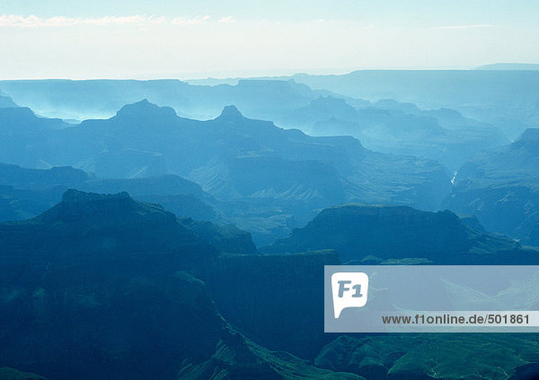 Arizona  Grand Canyon Nationalpark  Schluchten im Nebel