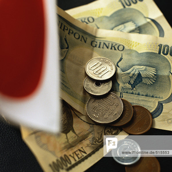 Japanisches Papiergeld und Münzen