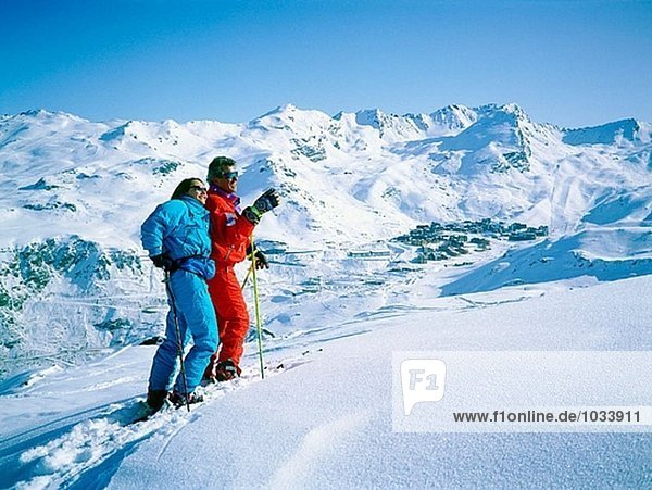Skifahrer am Val Thorens. Savoie  Alpen. Frankreich