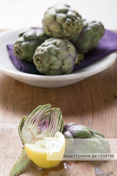 Fresh artichokes and lemon
