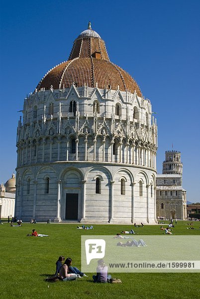 Facade of church  Piazza Dei Miracoli  Pisa  Tuscany  Italy