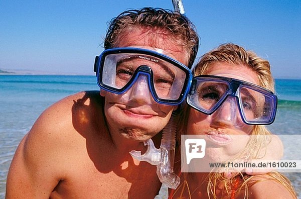 CD096038,CD096038,Caucasian ethnicity,Color image,Diving mask