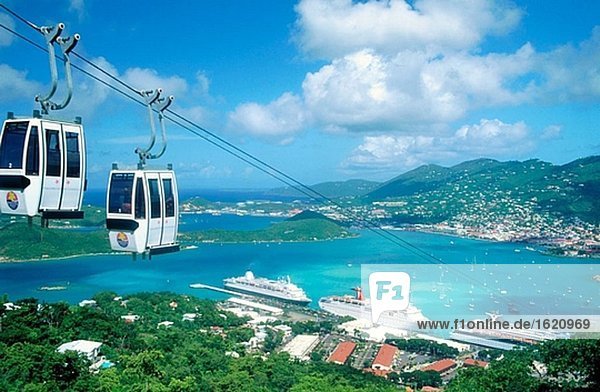 Port und Seilbahn. Charlotte Amalie. St. Thomas. Amerikanische Jungferninseln. West Indies. Karibik