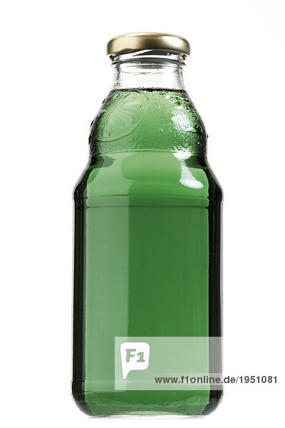 Flasche mit grüner Flüssigkeit