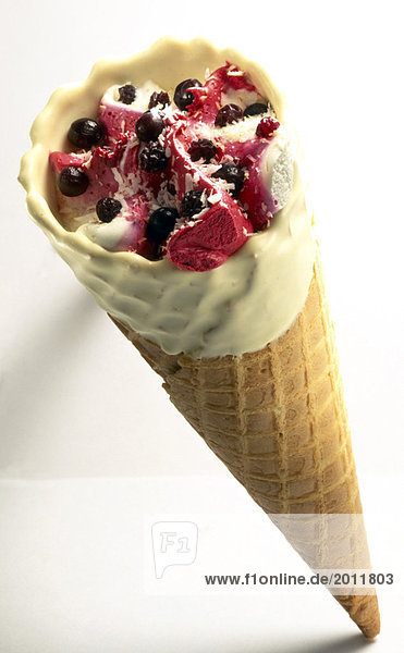 Sommer und Vanille Frucht ice Cream cone