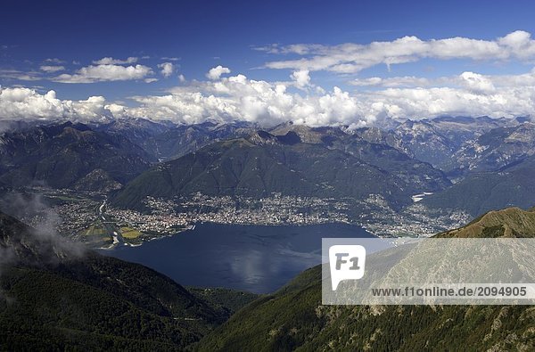 Luftbild von Tal  Monte Tamaro  Schweiz