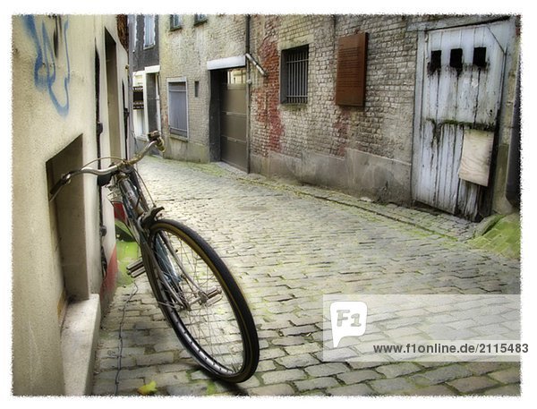 Bike in street - Geraardsbergen - Belgium