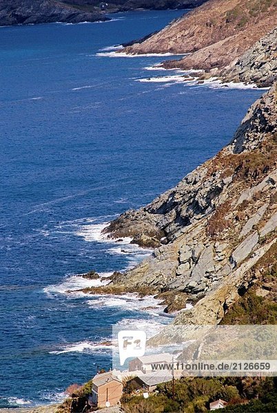Küste in der Nähe von Pino  in Cap Corse. Corsica. Frankreich.