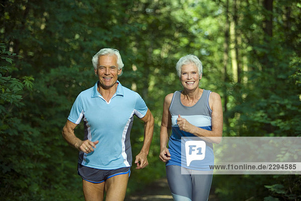 Seniorenpaar Jogging  Portrait