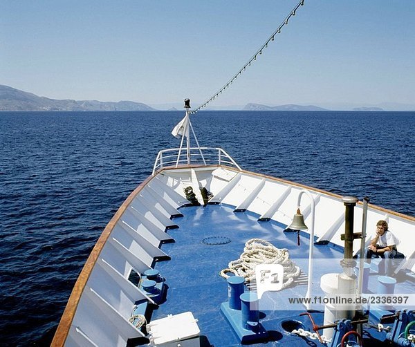 Wasserrand Meer Schiff Ansicht Unterricht Landschaft Kreuzfahrtschiff Ägäisches Meer Ägäis Griechenland Mittelmeer Tourismus