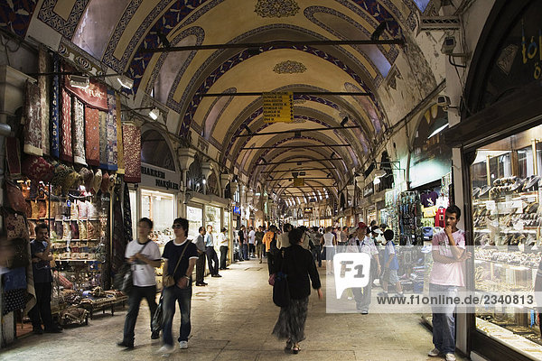Türkei  Istanbul. Innere des großen Basar (Kapali Carsi)