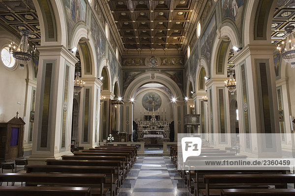Italien  Kalabrien  Crotone Santa Severina  Innere der Kathedrale