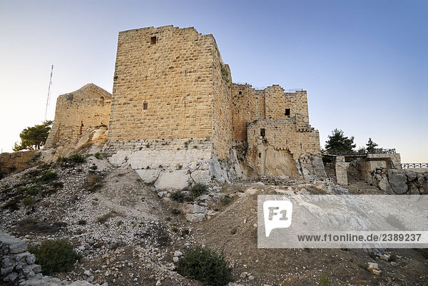 Niedrigen Winkel Anzeigen von alten Ruinen der Burg  Ajlun  Ajlun  Jarash  Jordanien
