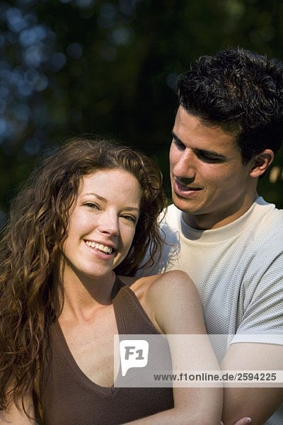 Porträt eines jungen Paares