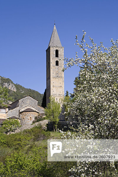 Kloster auf dem Hügel  Saorge  Roya Bevera Tal  Alpes-Maritimes Alpes-Provence-Alpes-Côte d ' Azur  Frankreich