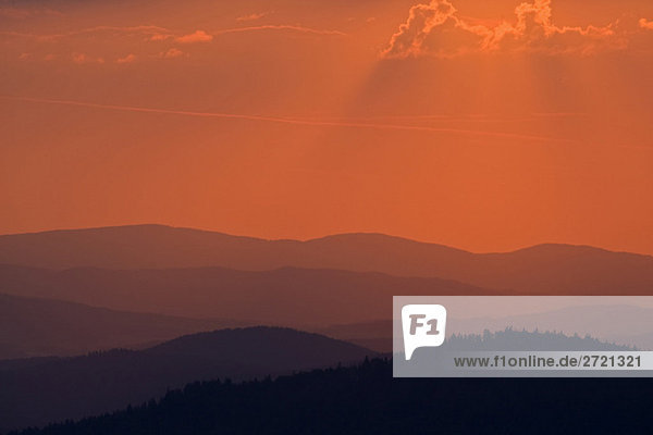 Deutschland  Bayerischer Wald  Lusen bei Sonnenuntergang