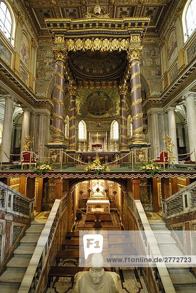 Päpste Altar in der Kirche Santa Maria Maggiore  Piazza Santa Maria  Rom  Latium
