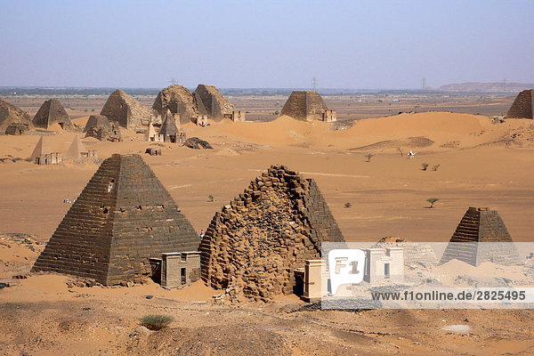 Afrika  Sudan  Nubien  Meroe  die Ruinen