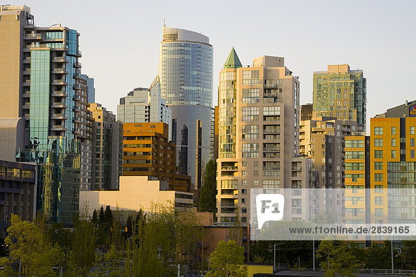 Downtown Gebäude von Granville Bridge  Vancouver  British Columbia  Kanada.