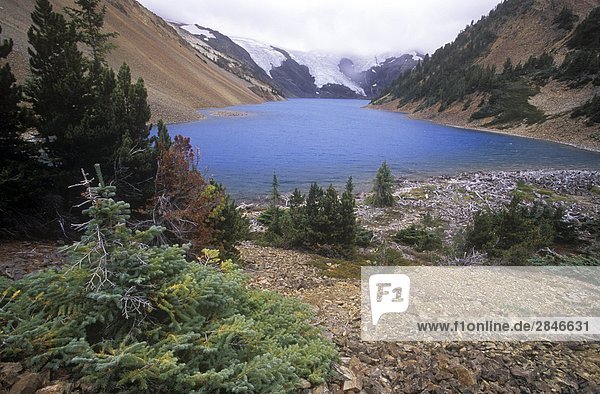 Elton See am Oberlauf des Stein ist bekannt für seine spektakulären Turqoise Farbe British Columbia Kanada.