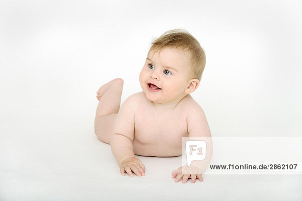 Baby Mädchen (6-12 Monate) lächelnd  Portrait