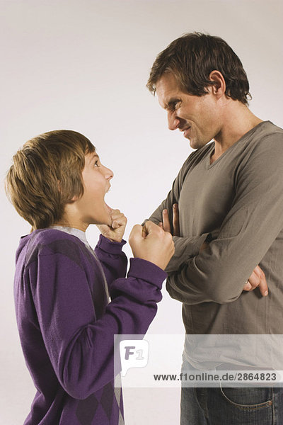 Vater und Sohn (14-15)  von Angesicht zu Angesicht  streitend