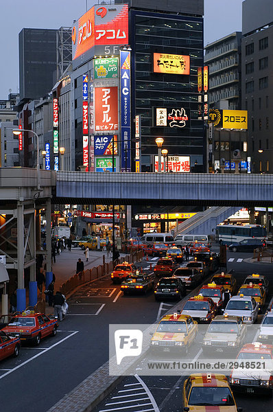 Ansicht außerhalb der Ueno Station  Tokio  Japan