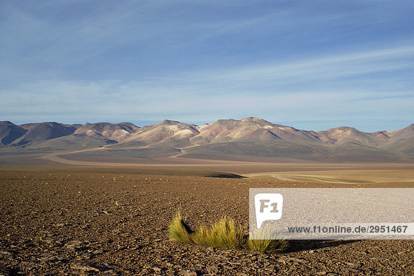 Der Cerro de Siete Colores (Berg der Sieben Farben)  Hochland von Uyuni  Bolivien